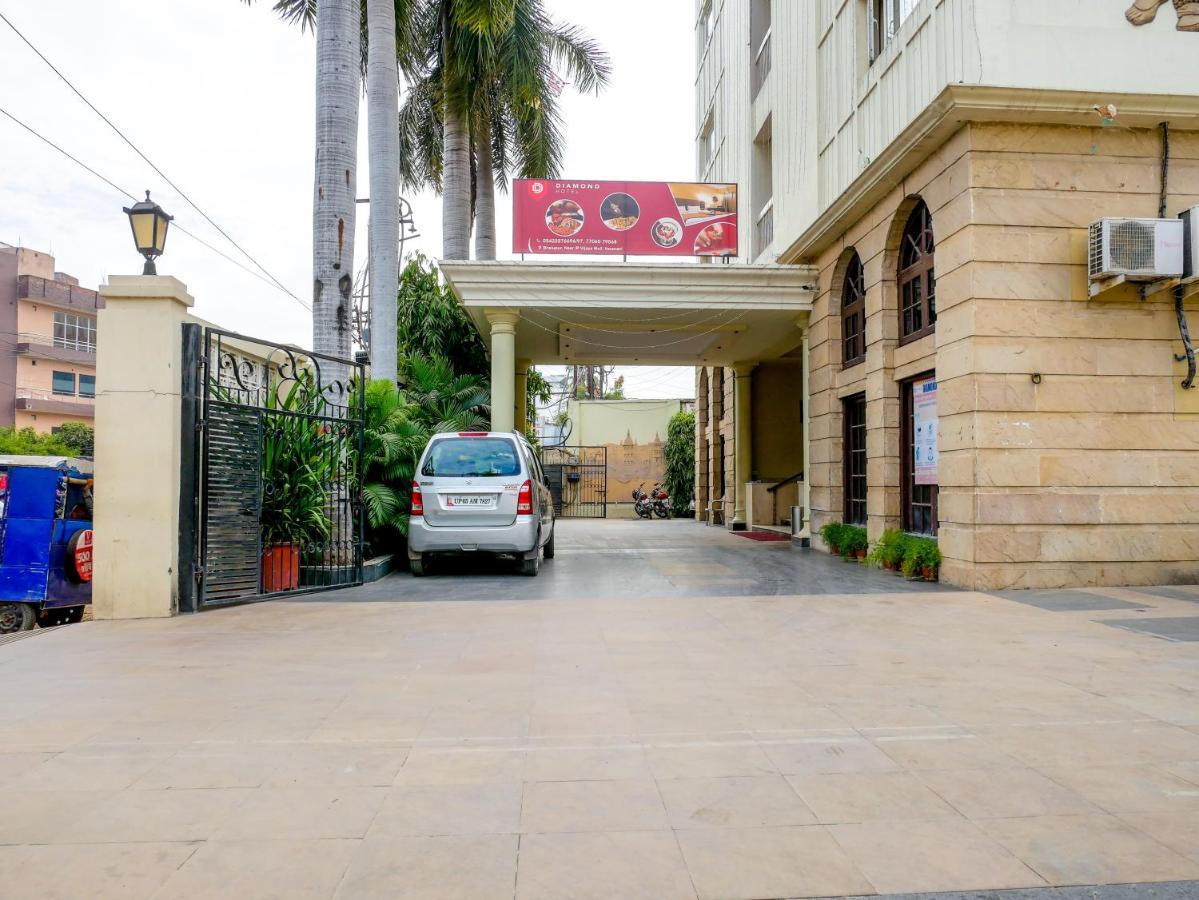 Diamond Hotel Varanasi Exterior foto